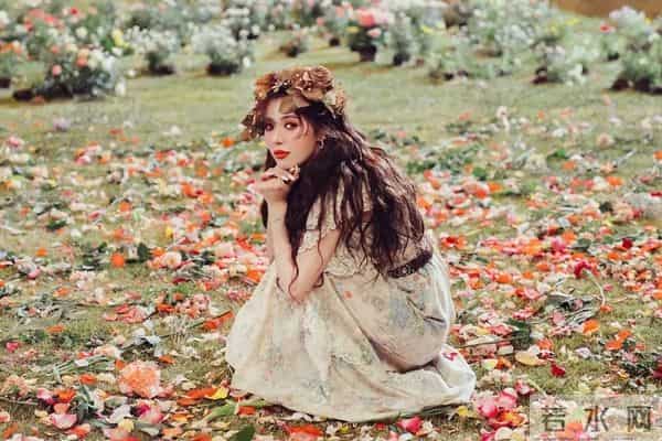 公费恋爱,泫雅也太敢了