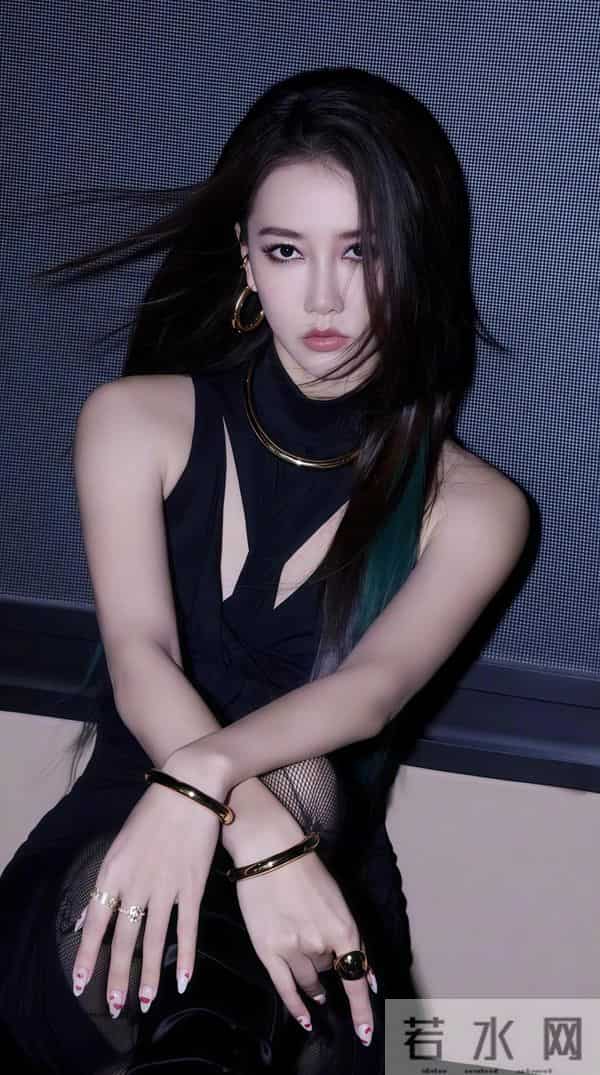 弦子：莫道弦音惟婉转， 摇魂戏骨自翩然