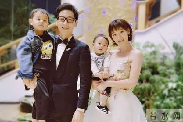 郭晓敏和李好结婚十年,育有两子,女方表示单身,网友:离婚?