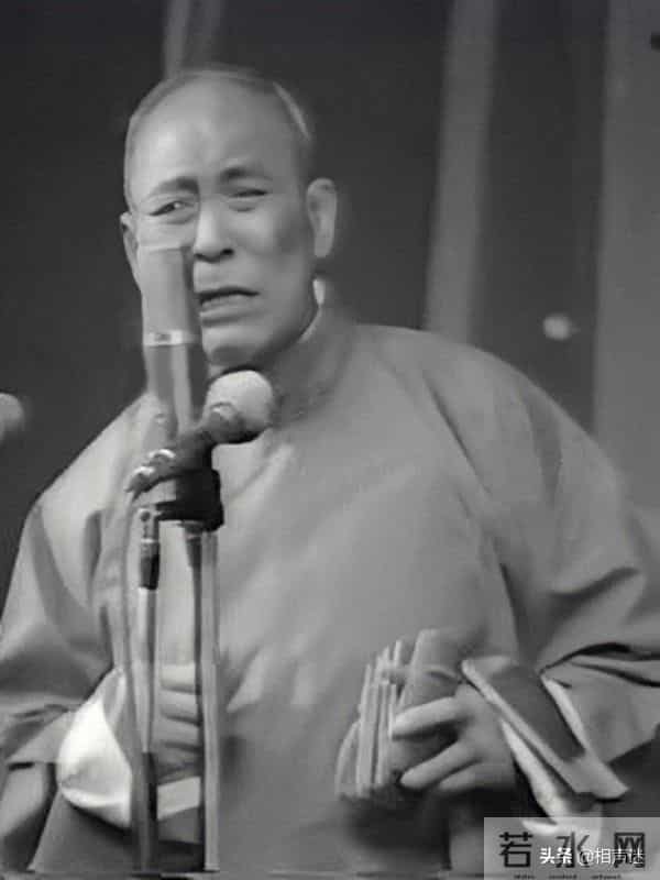 于谦说相声爱“翻车”总算找到根源了！师爷就曾多次台上“晃范”