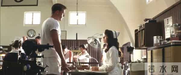 片方失利，高管辞职，18年前投资1.4亿的大片《珍珠港》差在哪？