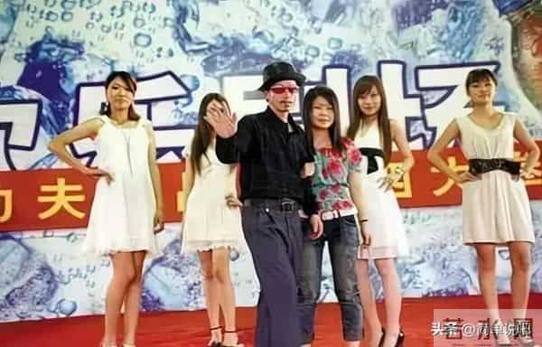 12年前,一度红遍全网的“犀利哥”,如今生活得让人感慨万千