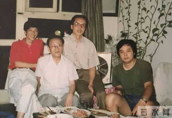 他隐居多年,罕见出山,一句话让人泪目