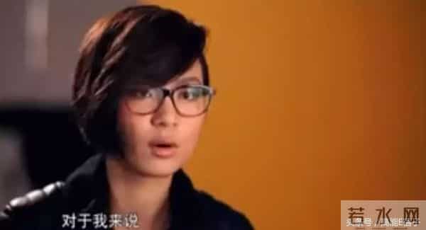 失去了顶极流量的加持,现在的周笔畅却比以前更开心了