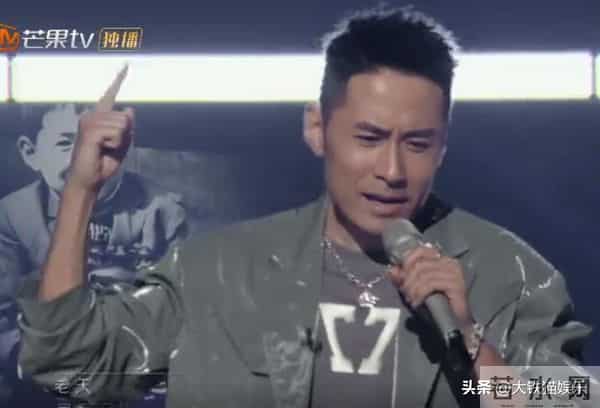 《披荆哥哥》首播，嫂子们组团秀恩爱，太太团12位成员颜值差异大