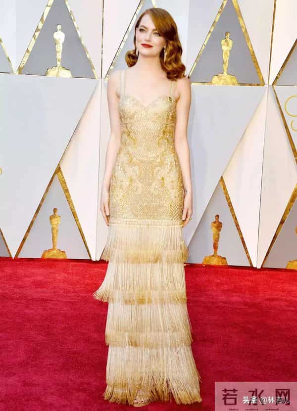 10年来,谁是奥斯卡红毯最佳造型?“大表姐”一摔抢去了所有风头