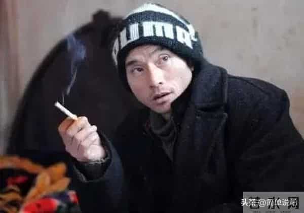 12年前,一度红遍全网的“犀利哥”,如今生活得让人感慨万千