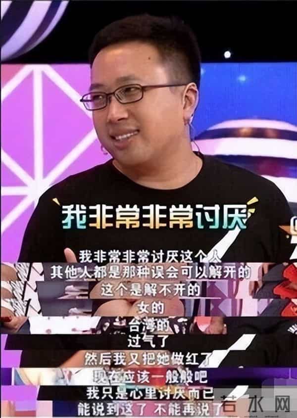 林心如原形毕露？和5位半裸男聚会照片被扒出，网友：尺度太大