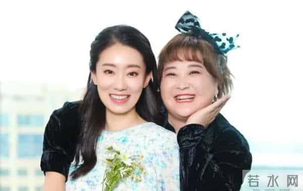 女孩帮女孩也靠谱，7对胜似亲人的好姐妹，放弃名利都不丢下彼此