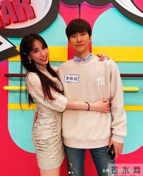 台湾女星瑶瑶与交往5年的韩国男友分手,原因是男方对钱太过计较