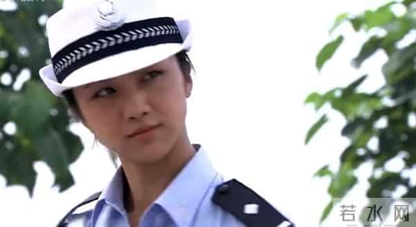 汤唯的缤纷情史，靠美貌征服了8个男人，嫁韩国离异导演终获幸福