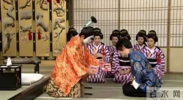 曾被传遭到封杀，上过央视春晚的魔术师刘谦，如今怎么样了？