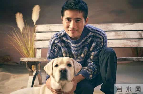 韩寒三重门讲的什么?是他本人所写还是韩仁均代笔