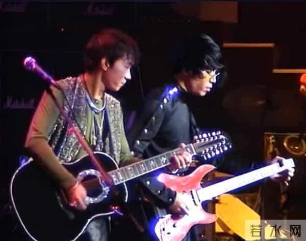 黄家驹超清回归，炸出一代人的青春