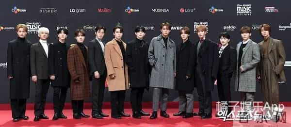 MAMA颁奖礼开场舞台神似煤气灶，特效拉胯，韩国人审美就这？