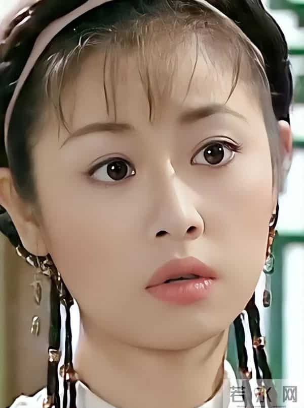 林心如原形毕露？和5位半裸男聚会照片被扒出，网友：尺度太大