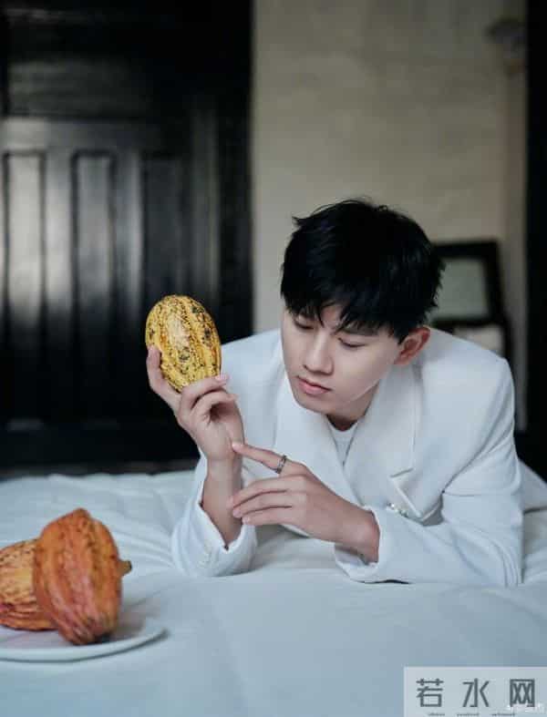 《逆战》在世界杯季军战赛场响起!张杰发微博难掩激动