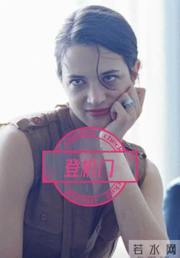 意大利性感女星艾莎.阿基多10部经典影片，她为艺术献身值得称赞