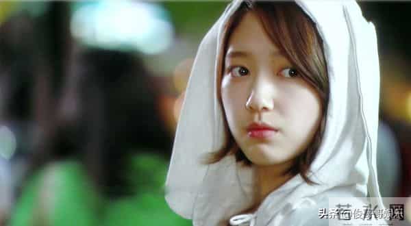 11岁出道30岁封后，新剧首播就豆瓣7.9分，不愧是韩剧女王