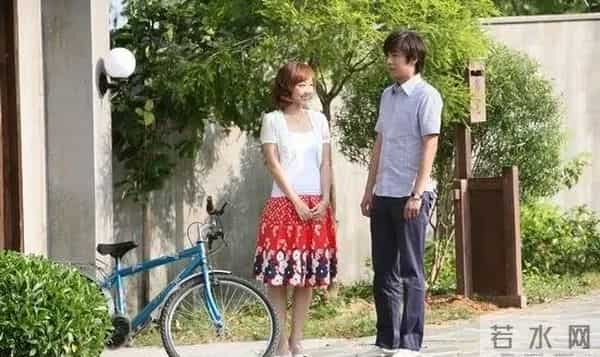 这部电视剧从六年前我就看，看了快一百遍了