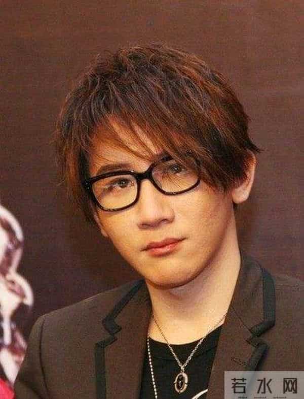 从一夜爆红到“销声匿迹”,刘谦到底经历了什么?