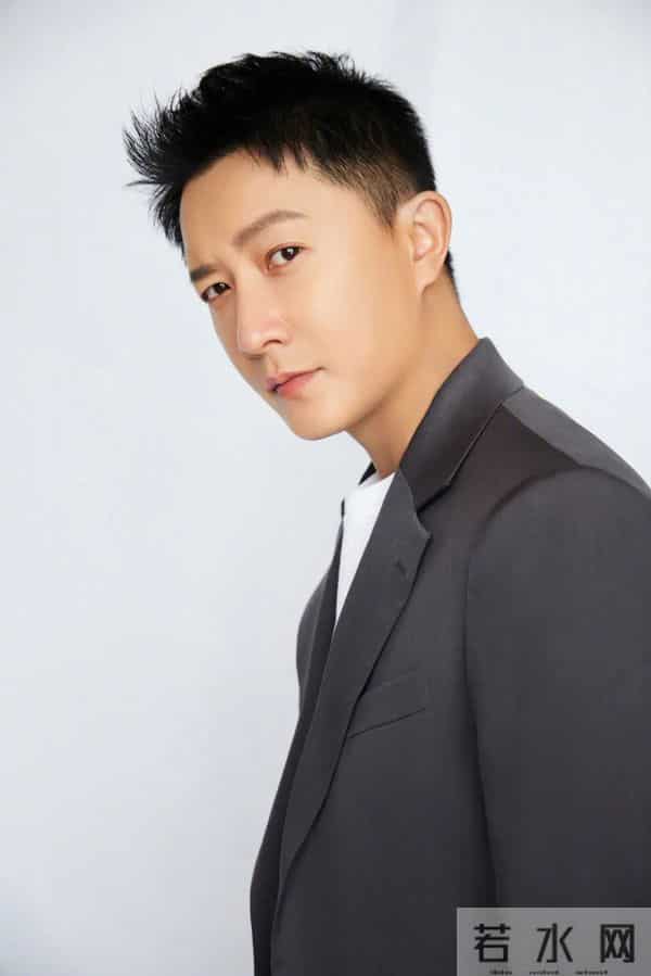 第一代偶像“人气王”,拒绝翻红,身家过亿