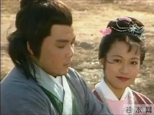 郭靖师傅~斑斑,主持过央视春晚,前夫惠天赐,姐姐森森