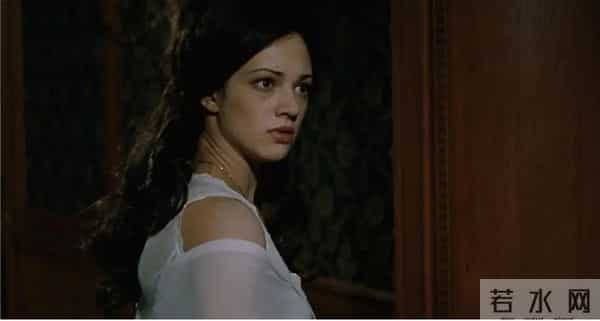 意大利性感女星艾莎.阿基多10部经典影片，她为艺术献身值得称赞