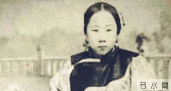 清末名妓赛金花:被称为东方第一美人,死后齐白石表示要与其合葬