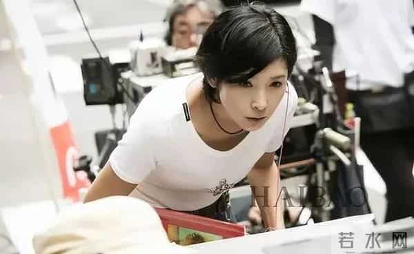 曾拍五部大尺度戏与《白色巨塔》日本女星黑木瞳性感撩人