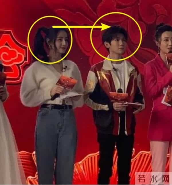 矮个男星虚报身高，穿高跟鞋、踩箱子，跟女明星同框就原形毕露