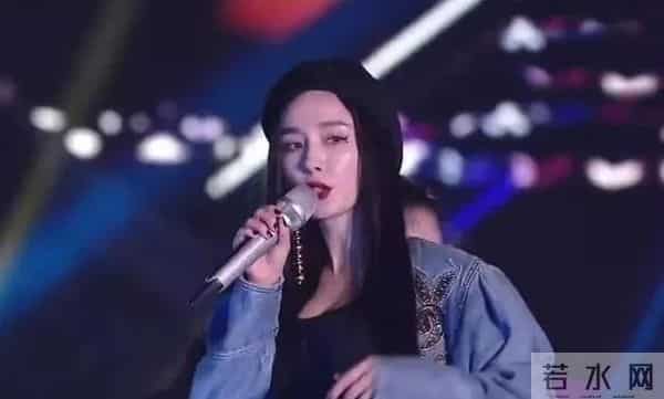 跨年晚会杨幂、杨紫假唱被质疑,张韶涵谢霆锋真唱也翻车!