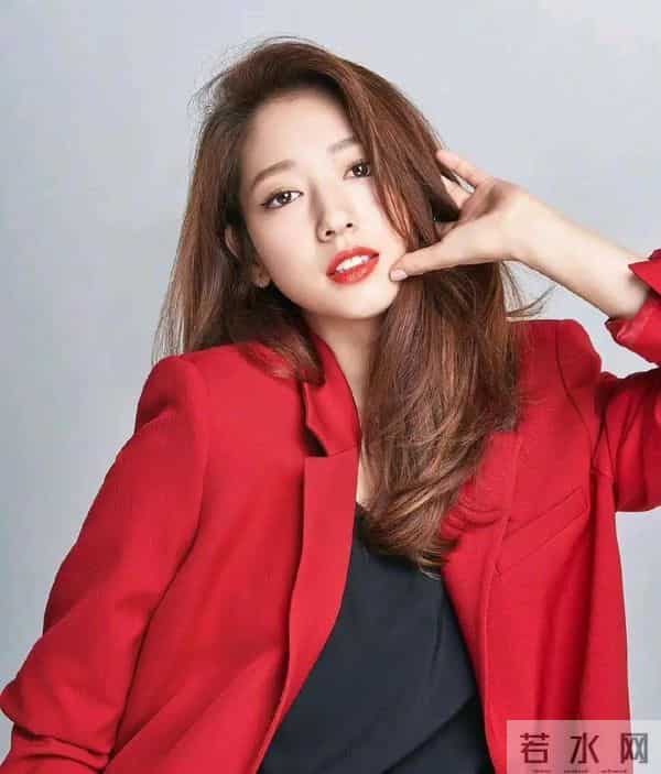 朴信惠官宣结婚,“带球”办婚礼怀孕未足3个月,男方比女方小1岁