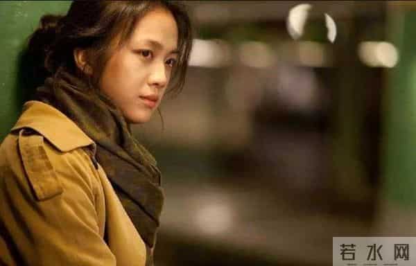 汤唯的缤纷情史，靠美貌征服了8个男人，嫁韩国离异导演终获幸福