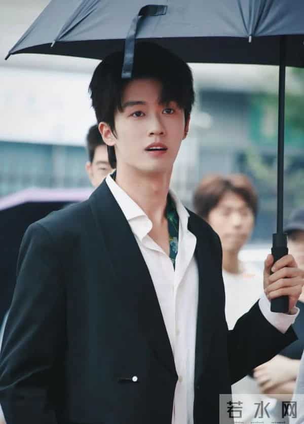 短剧演员抖音涨粉排名大洗牌!韩雨彤第三,她以5.79w登顶榜首!