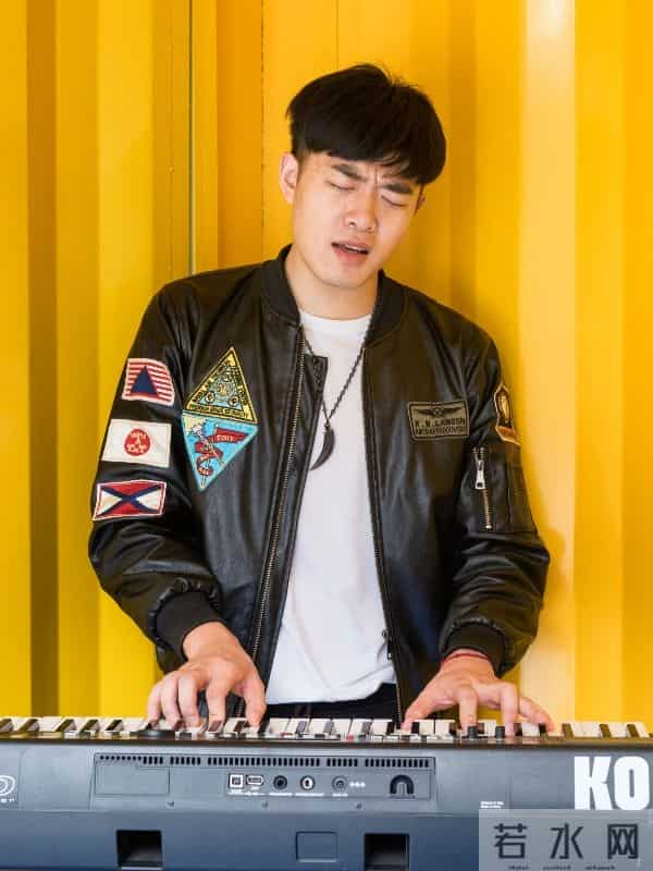 你每天都要乘坐的地铁，有支乐队唱出它背后的故事