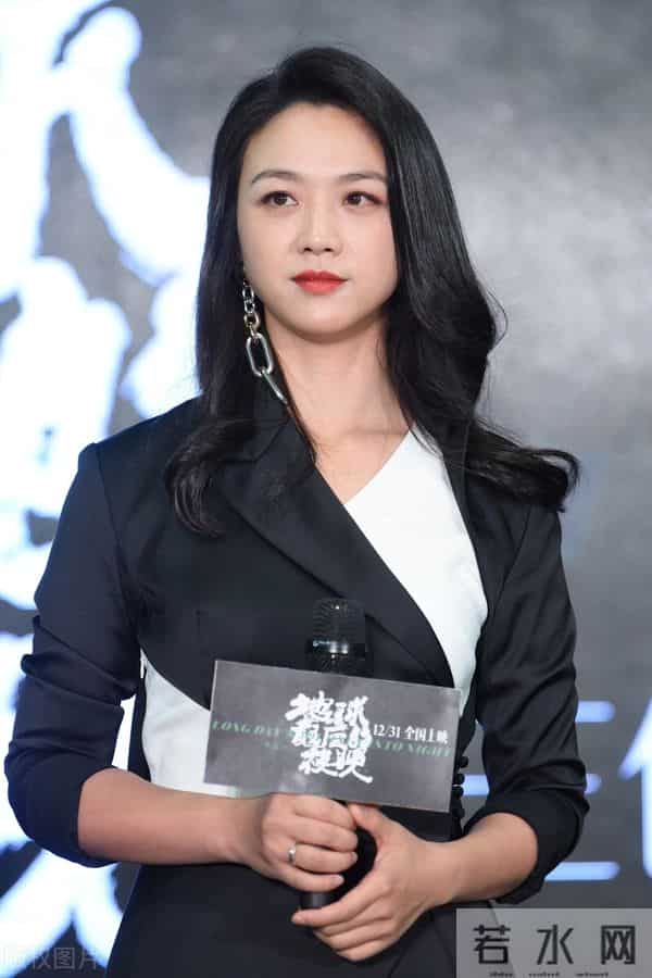 汤唯的缤纷情史，靠美貌征服了8个男人，嫁韩国离异导演终获幸福