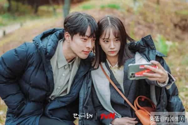 又一部韩剧佳作来了！宋智孝化身暗黑魔女，又美又飒