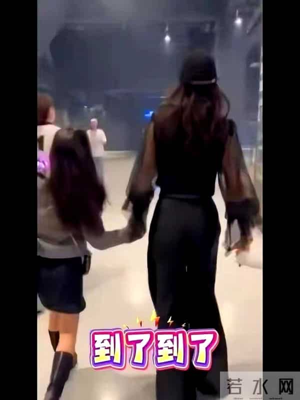 章子怡夺回女儿监护权，汪峰探视权限次限地，背后藏着多少隐情。