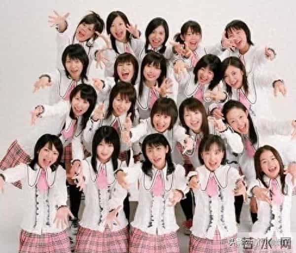 峯岸 みなみ，最后的一期生