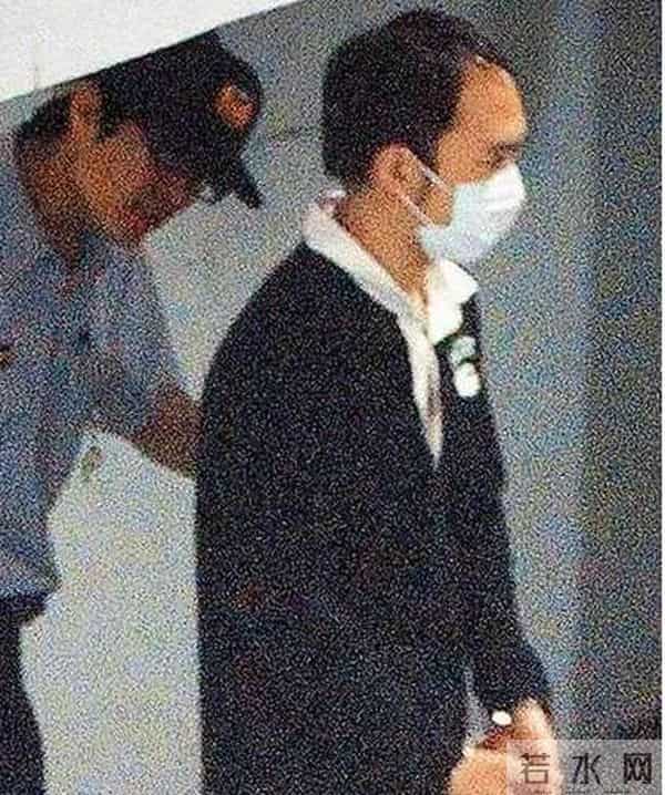 轰动超过“艳照门”！偷拍60个女明星，李宗瑞终究付出代价