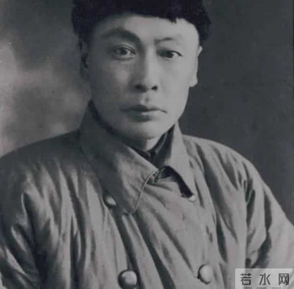 公社书记赴京开会，喊陈毅“大老刘”，陈毅哈哈笑：你还活着啊