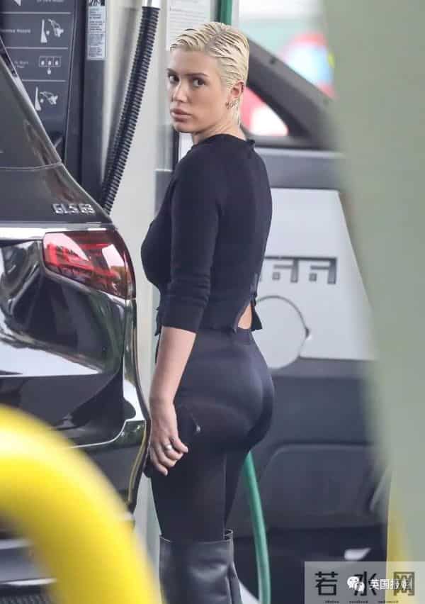 金卡戴珊离婚又分手后变化超大！素颜出镜惊呆网友，参演爆火美剧