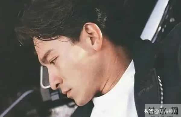 刘德华唯一绝交的朋友潘宏彬，曾被误认同性恋人，如今怎么样了？