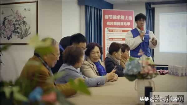 79岁“摇滚奶奶”全网走红,一开口把王菲唱到“肝儿颤”