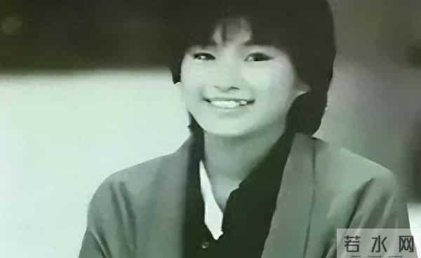 酒井法子的堕落史:14岁登台16岁红遍全球,38岁入狱沦为风月女人