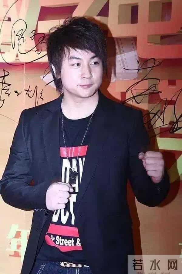 释小龙与女生吵架脾气火爆，高开低走令人惋惜