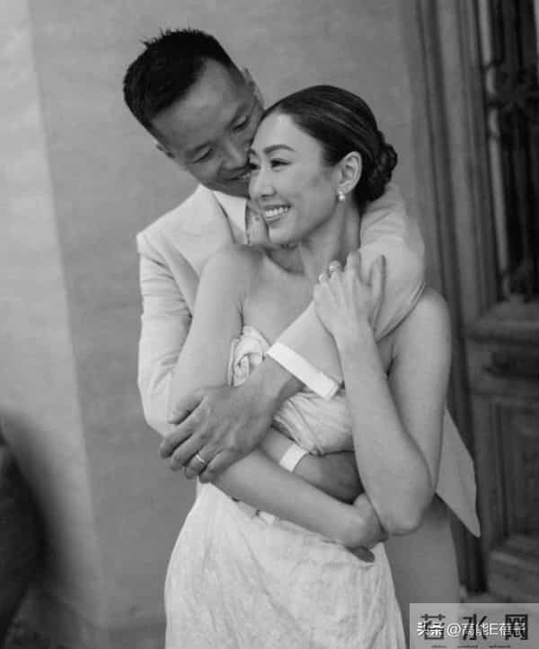 中秋官宣结婚！TVB视后胡定欣甜嫁医生男友，说“天公对我真好”