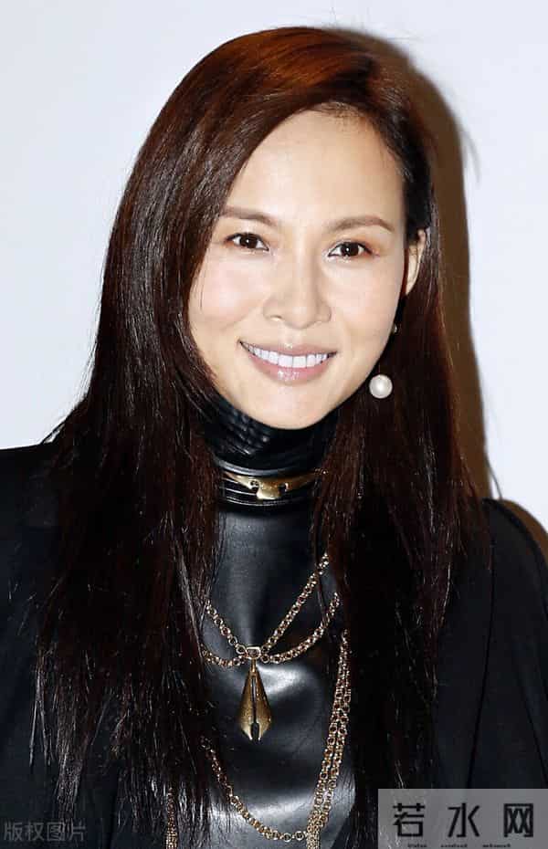 黄宗泽情路插曲:大9岁模特姐弟恋,引港圈上下一致劝其回头是岸