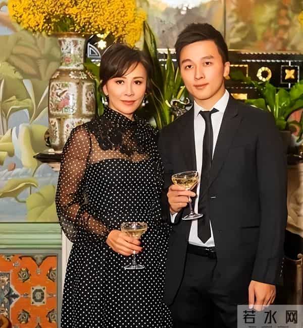 梁朝伟刘嘉玲结婚17年,膝下无儿无女,聚少离多成婚姻常态